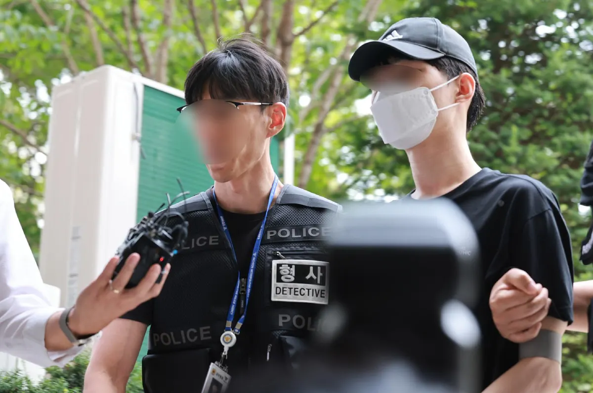 10대 아들, 어머니 살해 사건