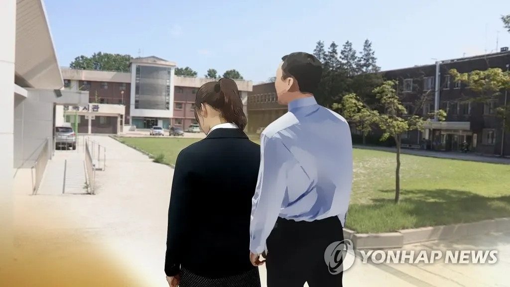 중학생 제자와 성관계 주장, 검찰 재수사 착수