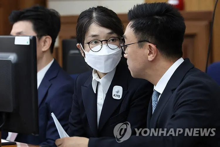 대법, 김건희 상고심 전원합의체 회부