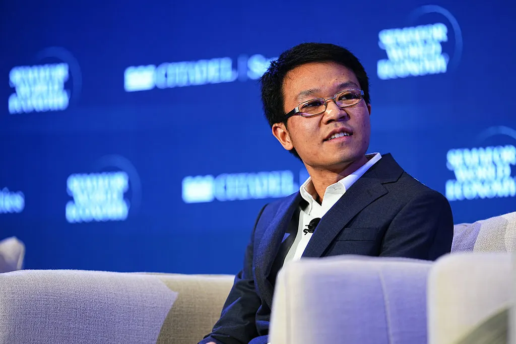 SpaceX 인수 시도 부인