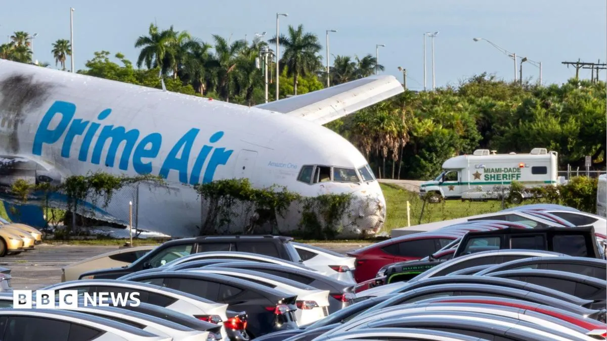 마이애미 공항 화물기 사고, 5명 사망 및 조사 시작