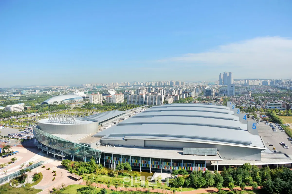 스타트업 AI·로봇 기술 전시산업 접목