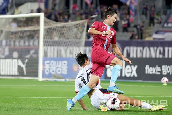 후반기 연승 노리던 용인FC, 충북청주FC와 무승부